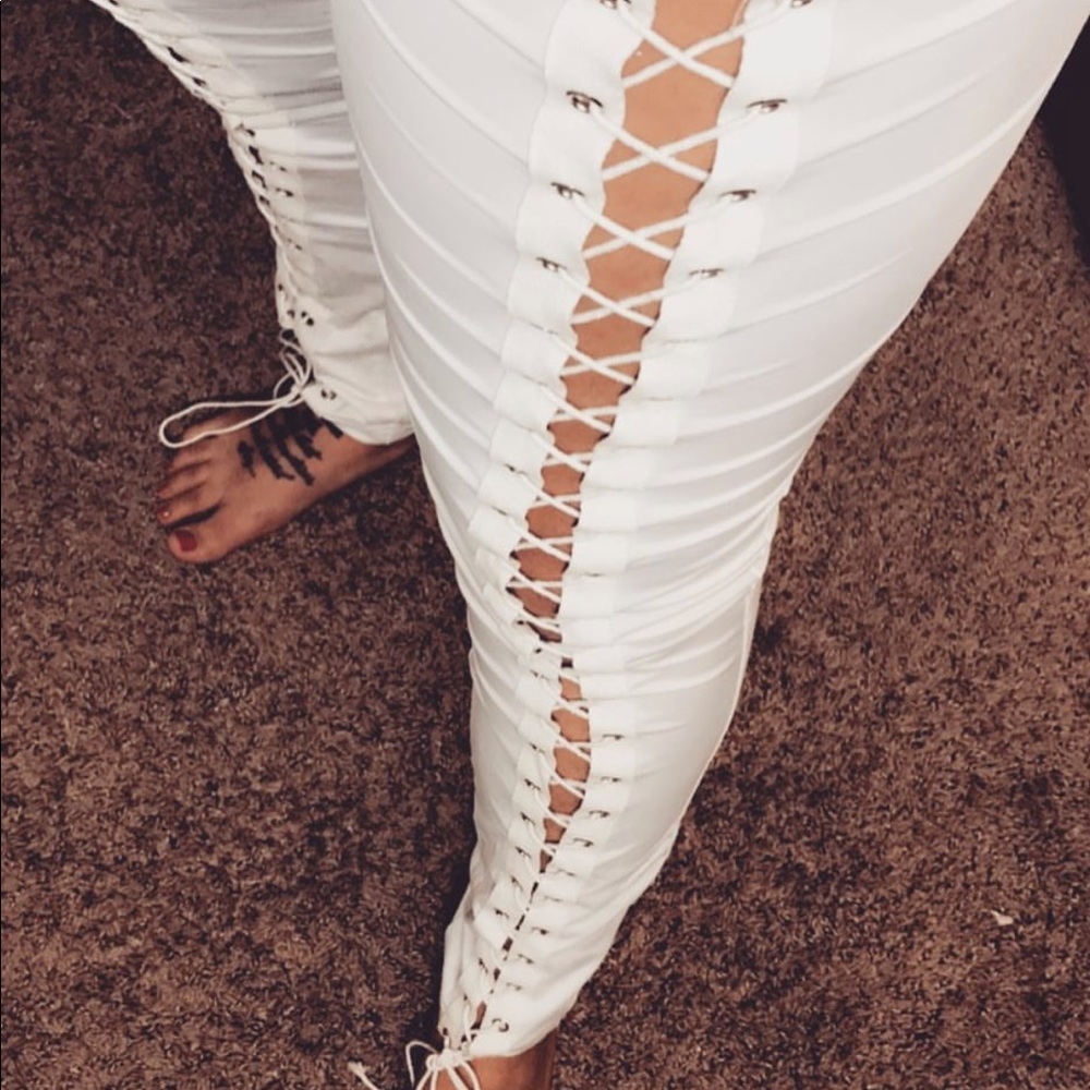 White Lace up Leggings XL